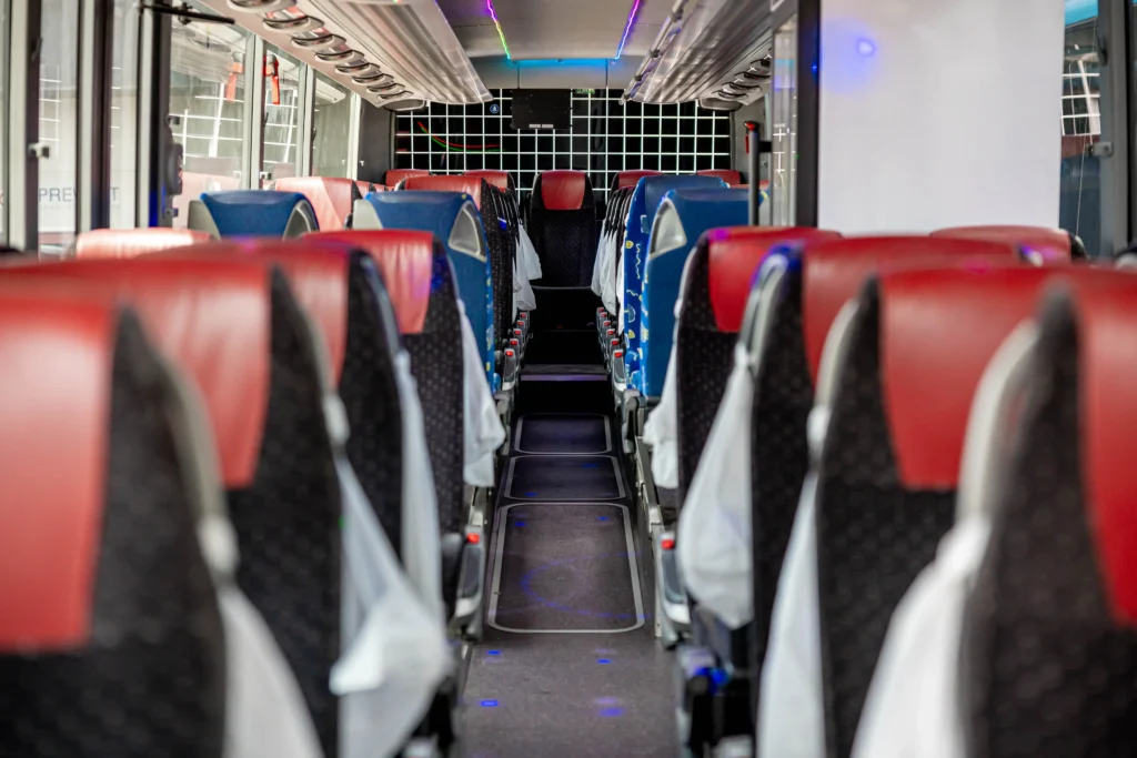 Een Partybus Huren Den Haag